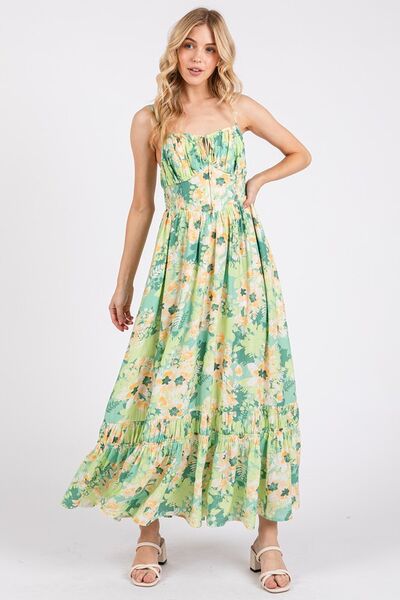 Robe longue à fines bretelles Mittoshop fleurie, dos smocké et ourlet à volants
