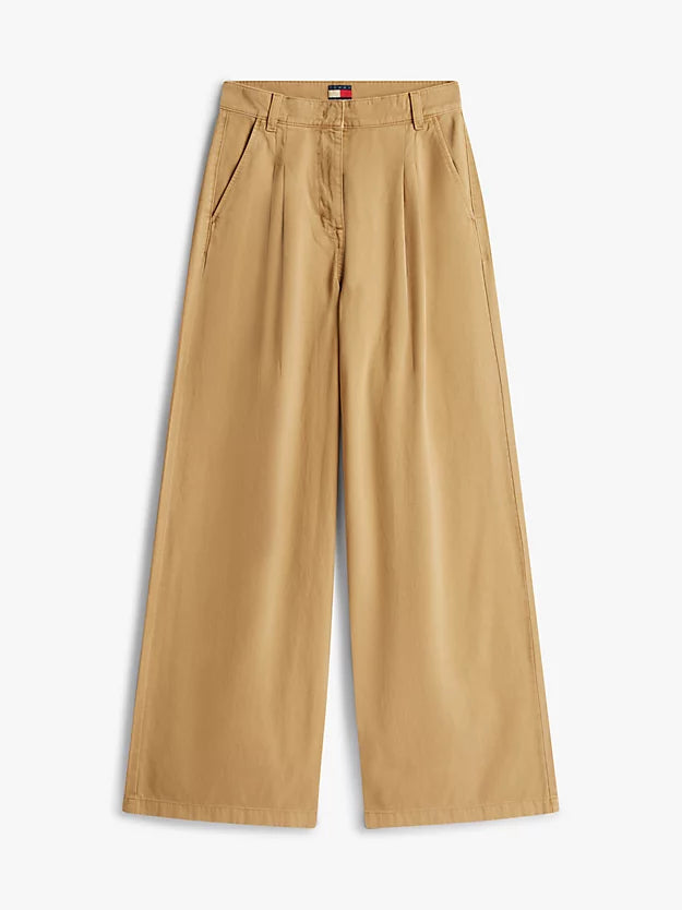 Pleated Twill Wide Leg Chinos