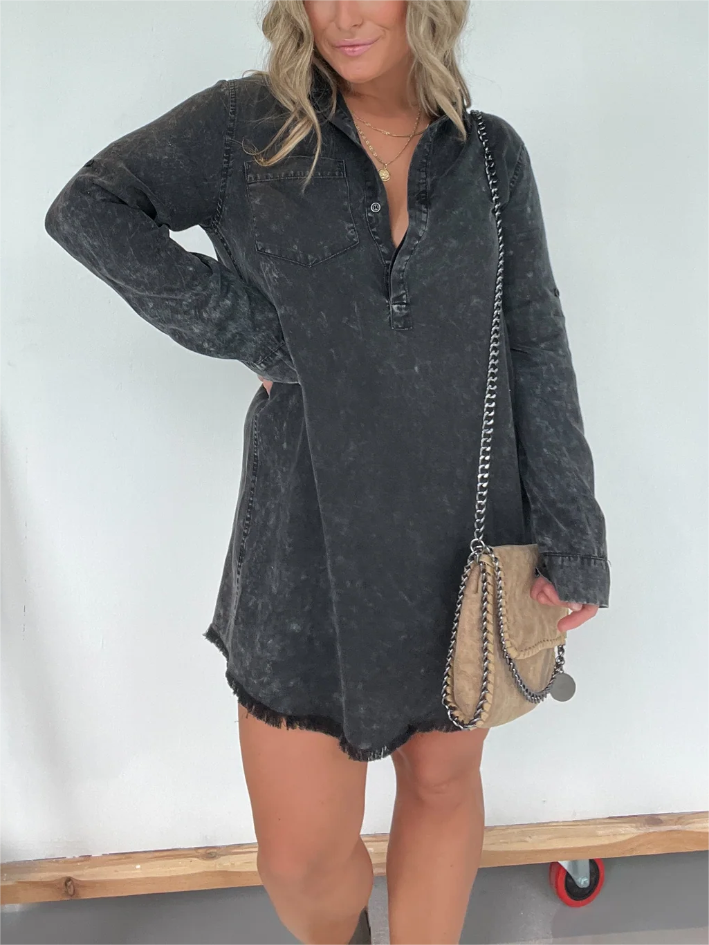 Robe chemise en jean délavé à manches longues (achetez-en 2, la livraison est offerte)