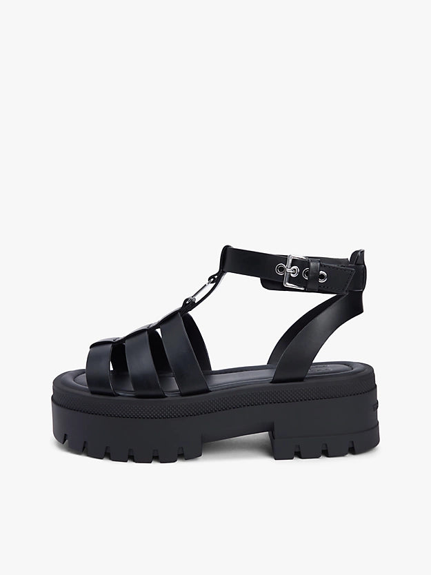 Leather Chunky Cleat Fisherman Sandals