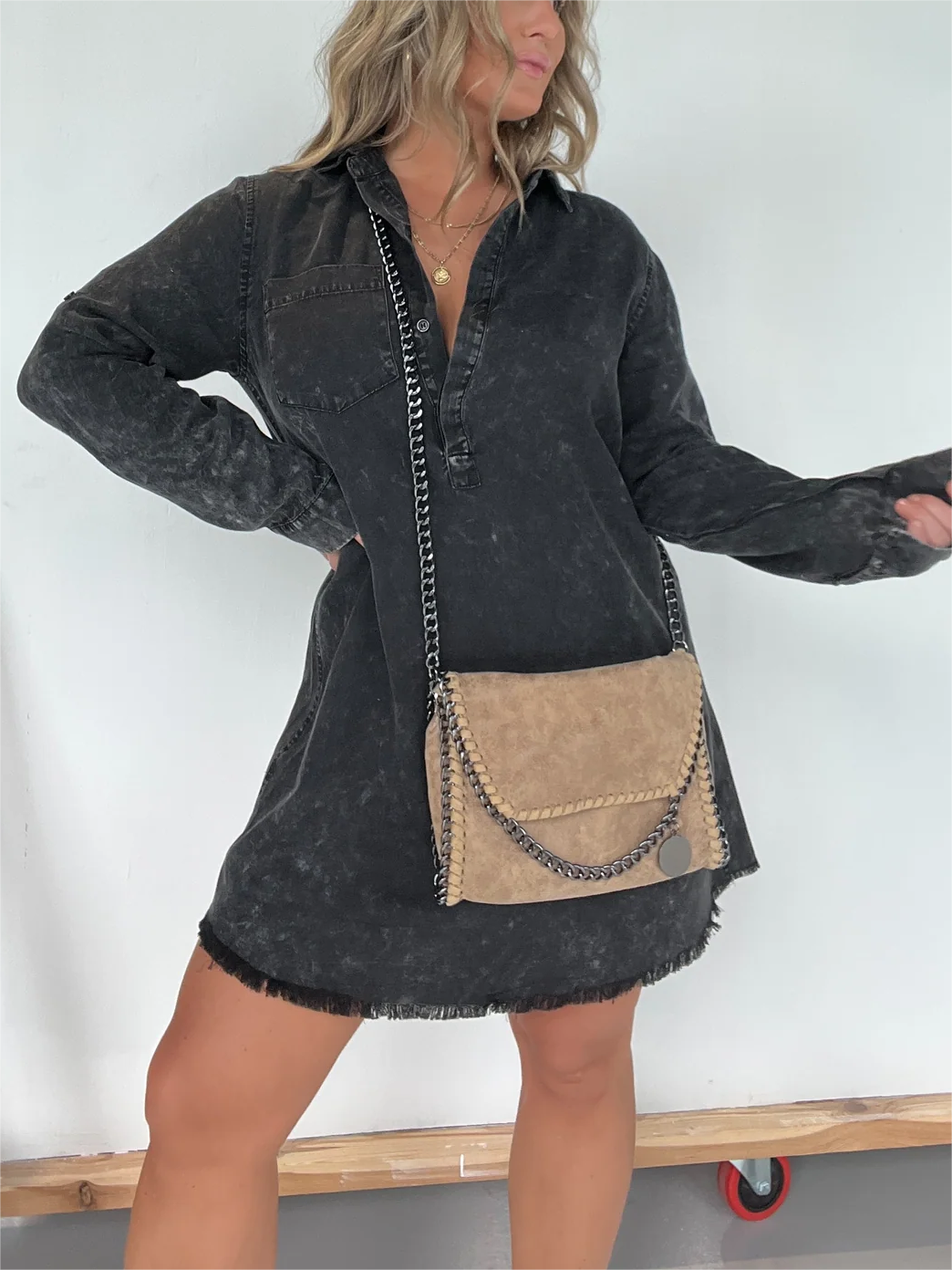 Robe chemise en jean délavé à manches longues (achetez-en 2, la livraison est offerte)