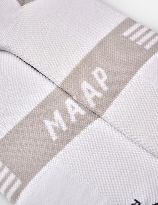 Evolve 3D Socks - White
