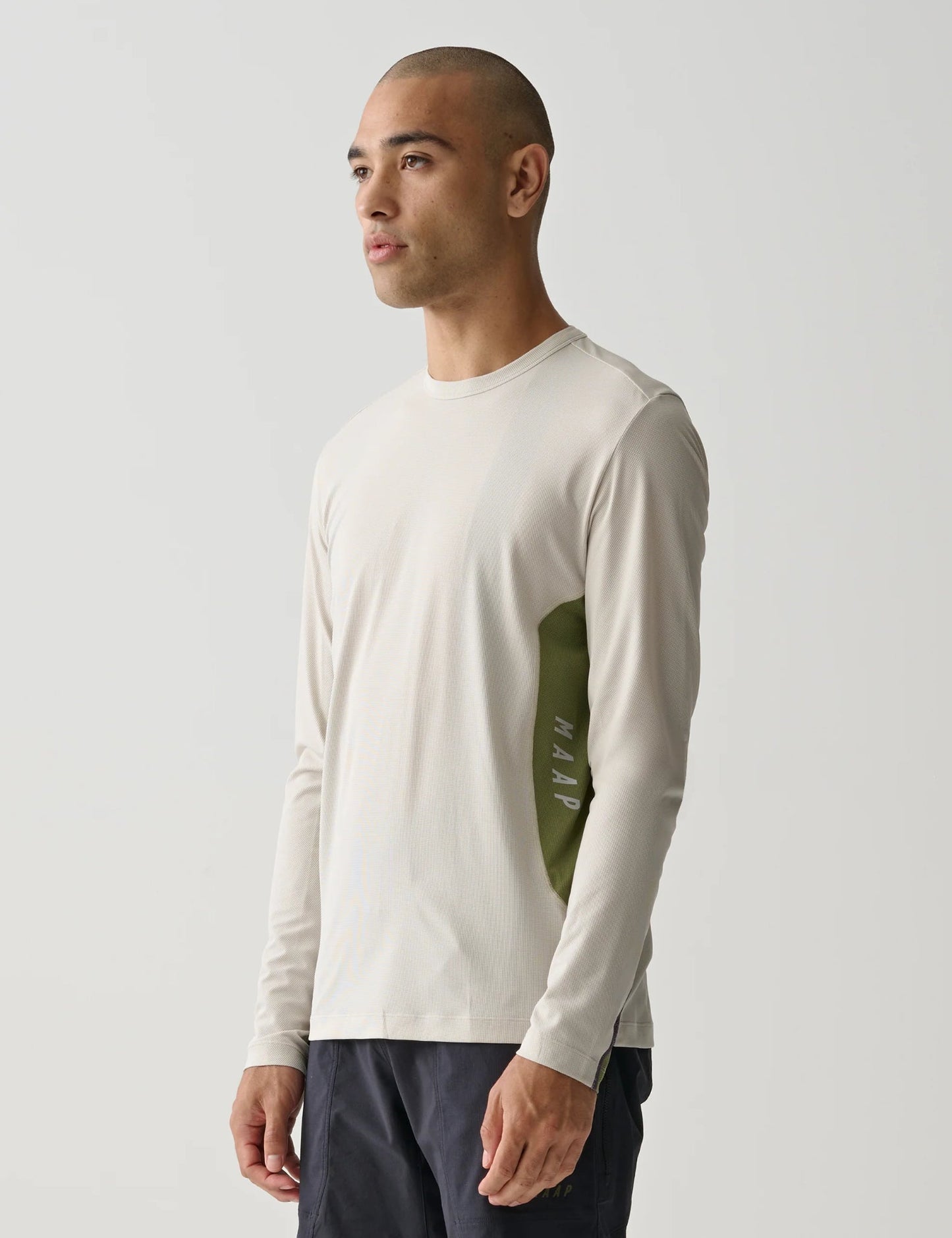 Alt_Road Tech Long Sleeve Tee - Fog