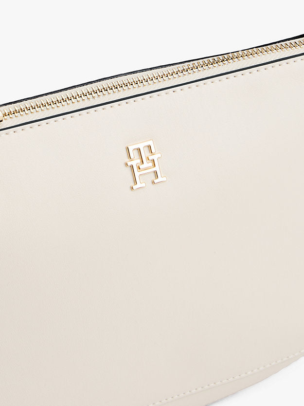 Chain Strap Convertible Crossbody Bag