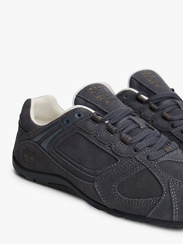 Archive Runner Suede Cleat Low Profile Trainers